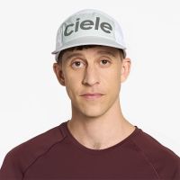 CIELE GOCAP COMP CENTURY LIGHT GREY ET WHITE  Casquette running pas cher