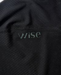 WISE ULTRA SHIRT  LS W BLACK  Tee shirt running pas cher