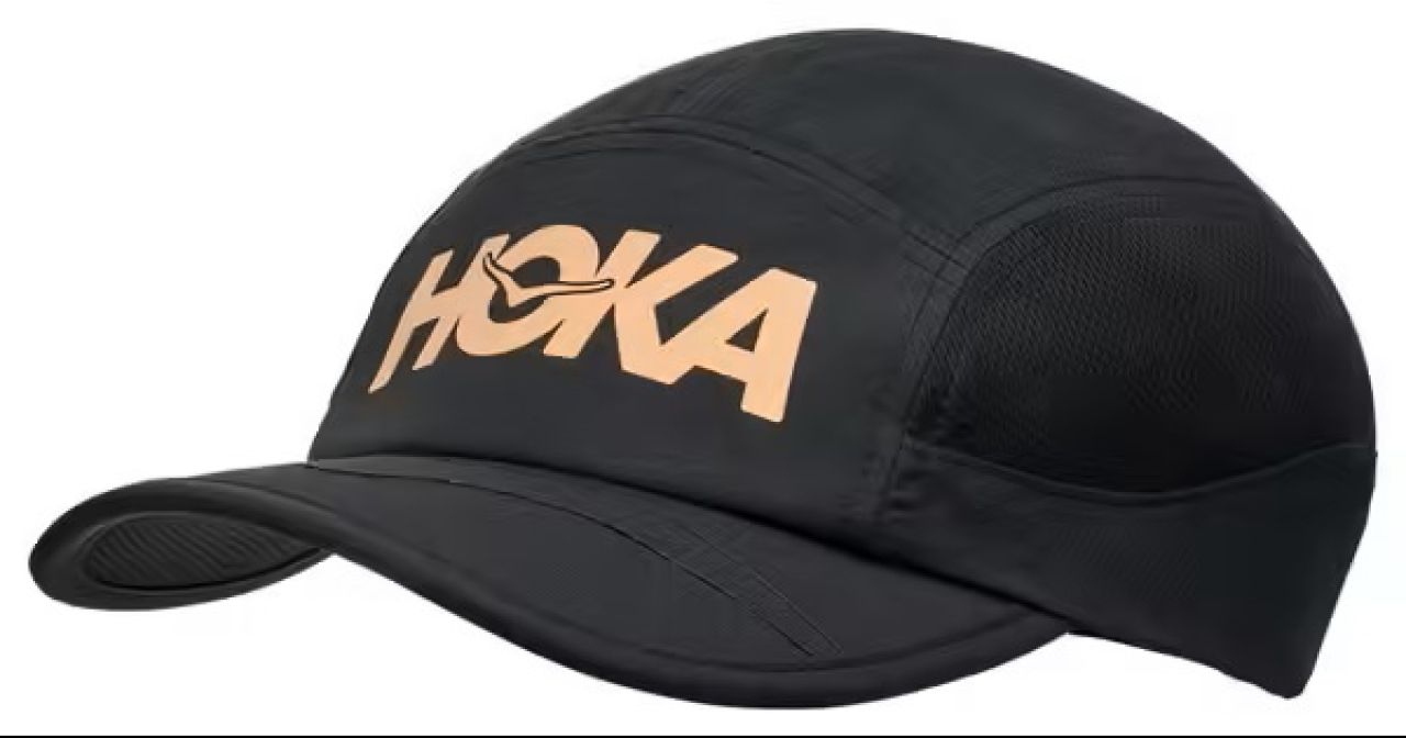 HOKA RUN HAT BLACK ET GOLD Casquette running