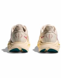 HOKA CLIFTON 10 BIRCH ET ALABASTER  Chaussures de running pas cher