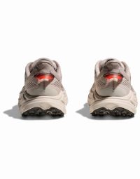HOKA CHALLENGER ATR  8 STUCCO ET ASPHALT GREY  Chaussures de Trail pas cher