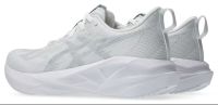 ASICS NOVABLAST 5 WHITE  Chaussures Running pas cher