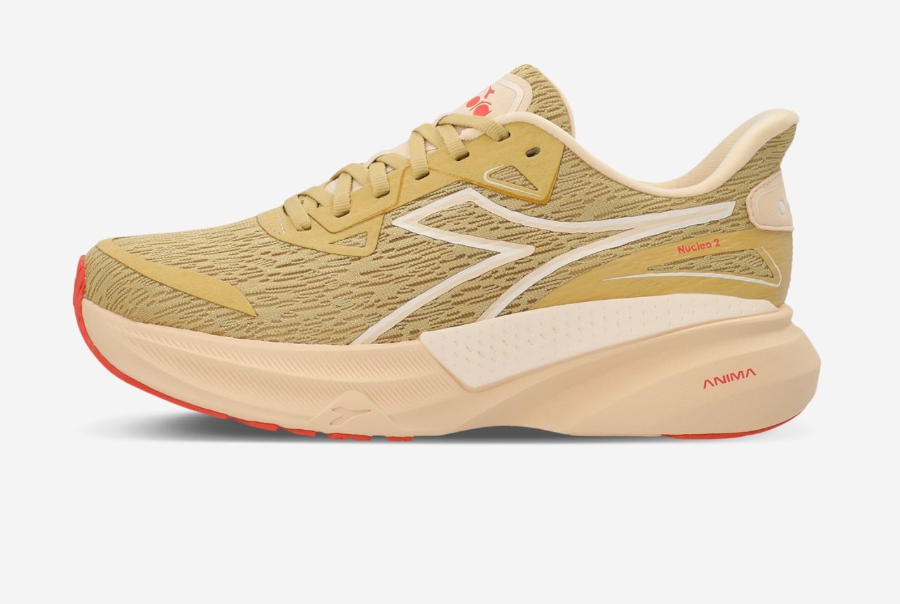 DIADORA NUCLEO 2 W BEIGE ROTIN ET CREME DE BEURRE Chaussure running