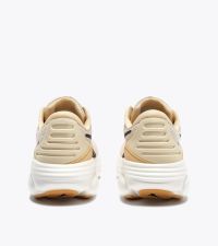 DIADORA ATOMO STAR BUTTERCREAM ET BLACK Chaussure running pas cher