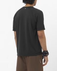 SALOMON SHKOUT CORE SS TEE GRAPHIC M DEEP BLACK  Tee shirt running pas cher