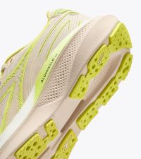 DIADORA MYTHOS BLUSHIELD VIGORE 5 W BUTTERCREAM ET MINCED QUINCE Chaussure running pas cher
