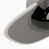 CIELE GOCAP FIELD ICONIC BAR SHADOW ET AIR GREY Casquette running pas cher
