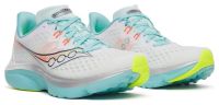 SAUCONY KINVARA 16 WHITE ET AQUA  Chaussures running saucony pas cher