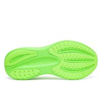 SAUCONY TRIUMPH 23 SLIME ET SILVER Chaussures running saucony pas cher