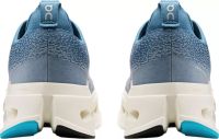 ON RUNNING CLOUDSURFER MAX DUST ET IVORY Chaussures de running pas cher