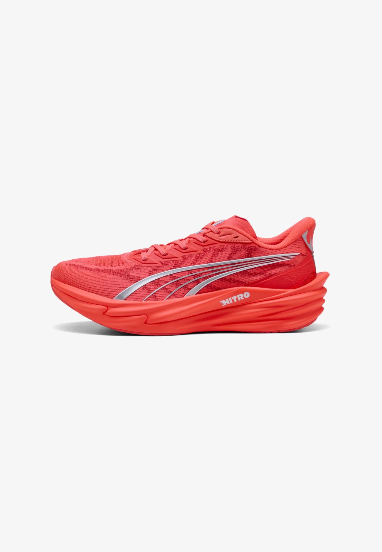 PUMA DEVIATE NITRO 4 ULTRA RED ET PUMA SILVER Chaussures de running