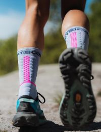 COMPRESSPORT ULTRA TRAIL SOCKS V2.0  UTMB LAVENDER Chaussettes running pas cher