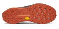 SAUCONY PEREGRINE 16 BLACK ET RUST  Chaussures de trail saucony pas cher