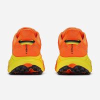 HOKA CHALLENGER ATR  8 NEON TANGERINE ET HOKA CITRUS  Chaussures de Trail pas cher