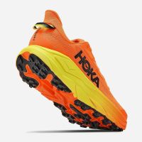 HOKA CHALLENGER ATR  8 NEON TANGERINE ET HOKA CITRUS  Chaussures de Trail pas cher