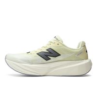 NEW BALANCE REBEL V5 PISTACHIO BUTTER Chaussures de running pas cher