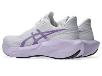 ASICS NOVABLAST 6 WHITE ET MURASAKI Chaussures Running pas cher