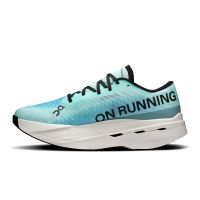 ON RUNNING CLOUDBOOM VOLT CELESTE ET ISLE Chaussures de running pas cher