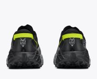 HOKA SPEEDGOAT 7 BLACK ET STELLAR GREY  Chaussures de trail pas cher
