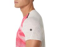 ASICS FUJITRAIL ELITE GRAPHIC SS TOP CREAM Tee shirt  running pas cher