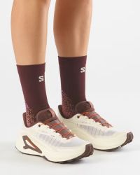 SALOMON GENESIS 2 VANILLA ICE, HUCKLEBERRY ET LAVA FALLS  Chaussures de trail pas cher
