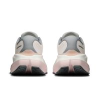 ON RUNNING CLOUDRUNNER 3 MAX W WHITE ET SALT  Chaussures de running pas cher