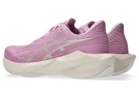 ASICS NOVABLAST 6 HAZY LILAC ET ROSE DUST Chaussures Running pas cher