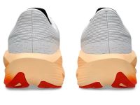 ASICS NOVABLAST 6 WHITE ET ORANGE GLOW Chaussures Running pas cher