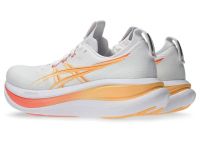 ASICS GEL NIMBUS 28 WHITE ET SUN CORAL Chaussure running asics pas cher