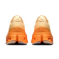 ON RUNNING CLOUDSURFER MAX SQUASH ET SAFFRON Chaussures de running pas cher