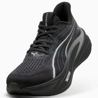 PUMA MAGMAX NITRO 2 BLACK ET SILVER Chaussures de running pas cher