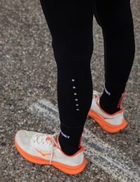 COMPRESSPORT WINTER RUN LEGGING W BLACK Collant de running pas cher