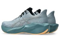 ASICS NOVABLAST 6 LITE SHOW Chaussures Running pas cher
