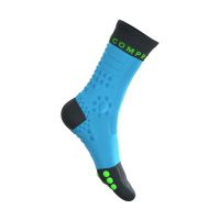 COMPRESSPORT PRO RACING SOCKS WINTER TRAIL NORSE BLUE ET BLACK Chaussettes running pas cher